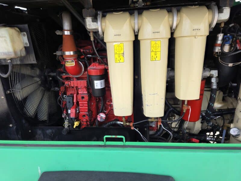 AC-87 425 CFM 2016 Doosan 4.5L Cummins Engine Air Compressor