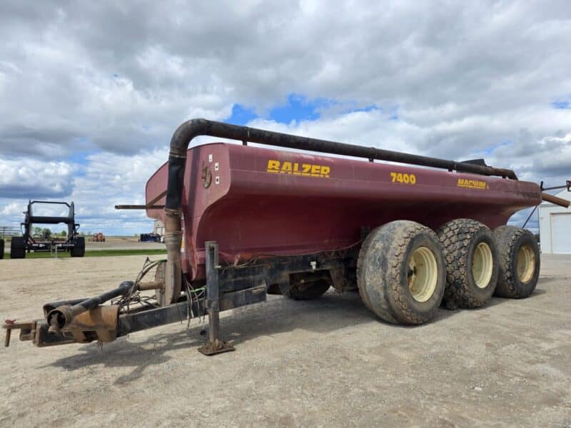 7400 Gallon TriAxle Balzer Tanker