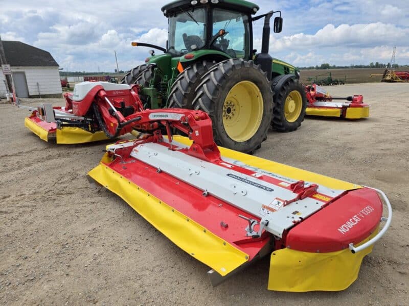 Pottinger Novacat V10000 RC Triple Mower with 351 Alpha Motion Front Mower