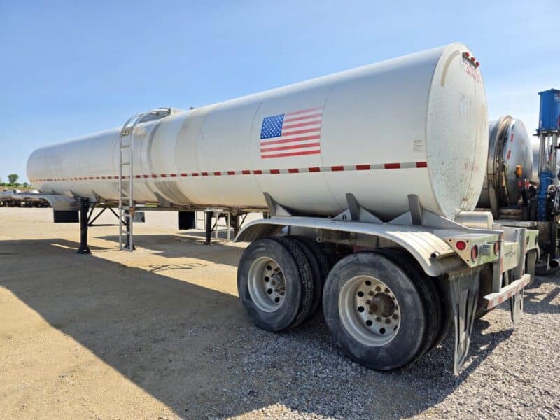 U-4818 2003 West Mark 6700 Gallon Stainless Steel Semi Tanker