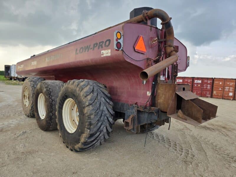 7400 Gallon TriAxle Balzer Tanker