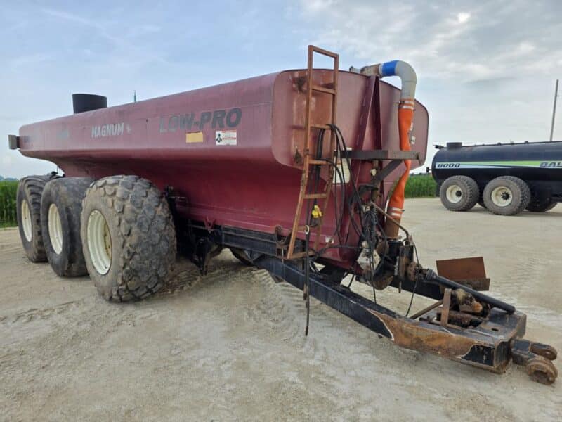 7400 Gallon TriAxle Balzer Tanker