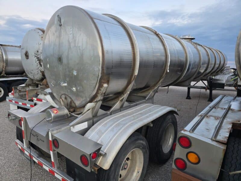 U-4818 2003 West Mark 6700 Gallon Stainless Steel Semi Tanker