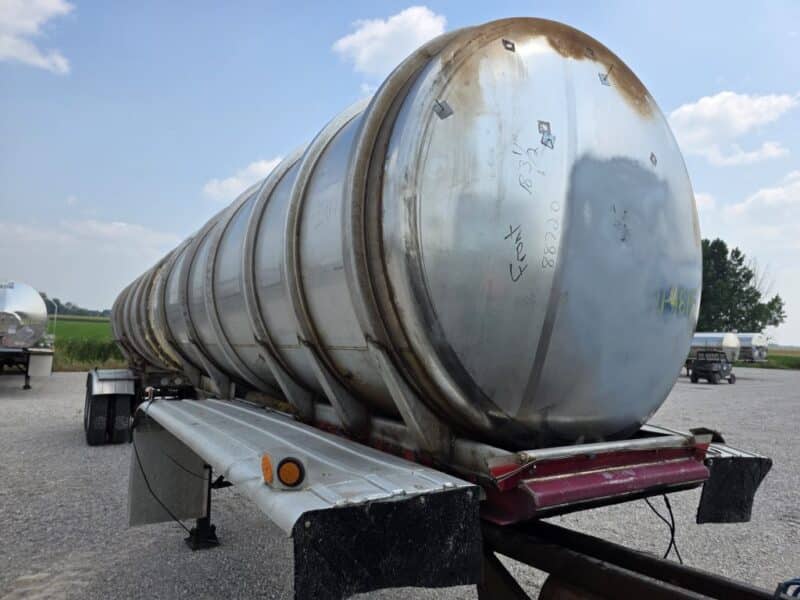 U-4815 1995 Bar-Bel 7000 Gallon Stainless Steel Semi Tanker