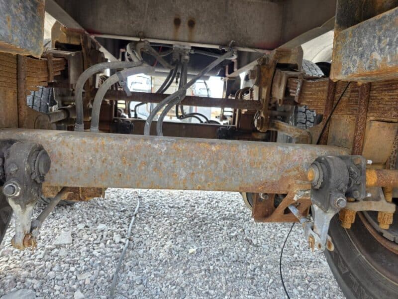 U-4815 1995 Bar-Bel 7000 Gallon Stainless Steel Semi Tanker