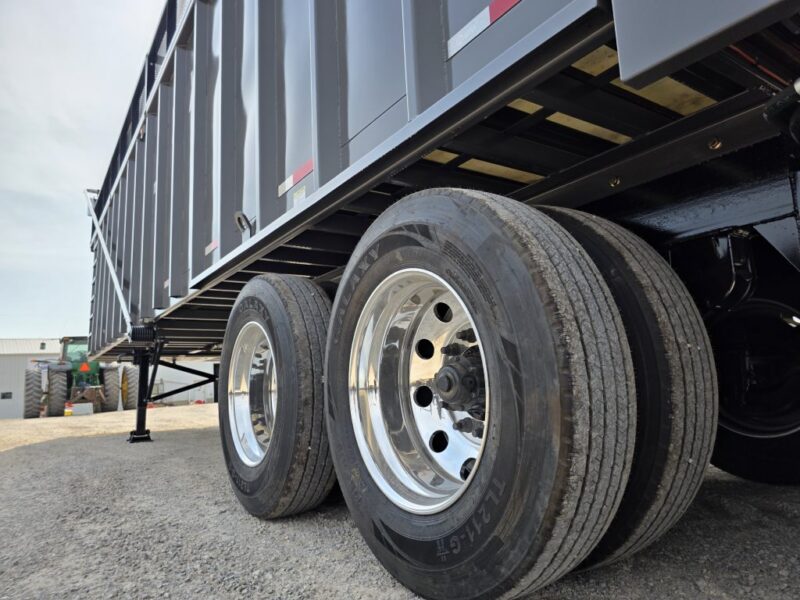 36′ Artex Trailer Feed Box-TR3606-with 2′ Mesh Sides FOR RENT!