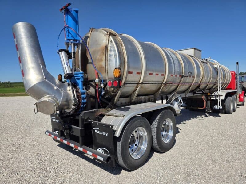 U-4815 1995 Bar-Bel 7000 Gallon Stainless Steel Semi Tanker