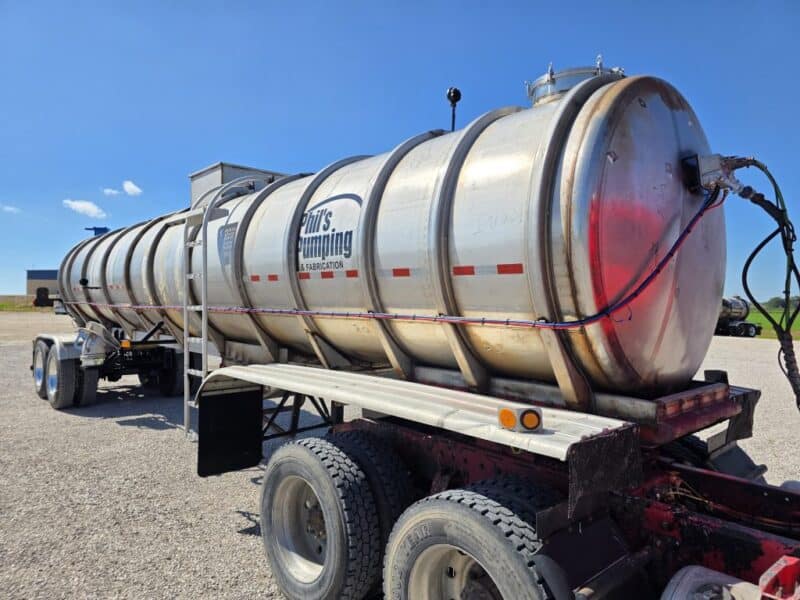 U-4815 1995 Bar-Bel 7000 Gallon Stainless Steel Semi Tanker