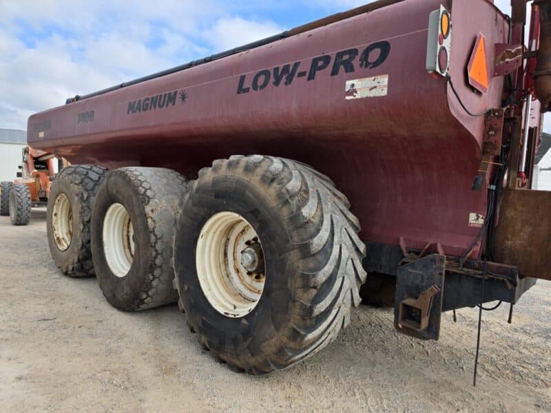 7400 Gallon TriAxle Balzer Tanker