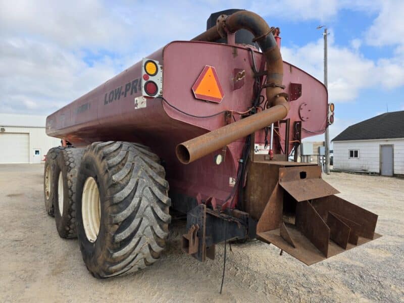 7400 Gallon TriAxle Balzer Tanker