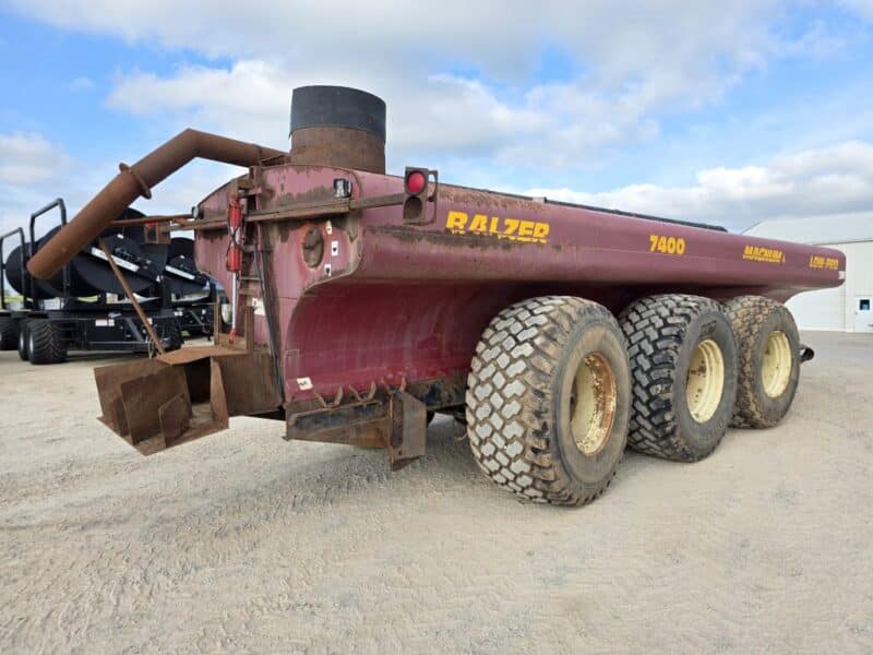 7400 Gallon TriAxle Balzer Tanker