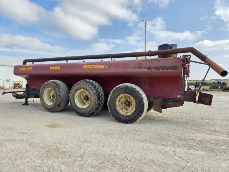 7400 Gallon TriAxle Balzer Tanker