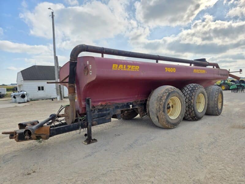 7400 Gallon TriAxle Balzer Tanker