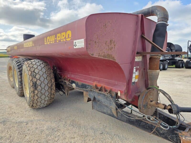 7400 Gallon TriAxle Balzer Tanker