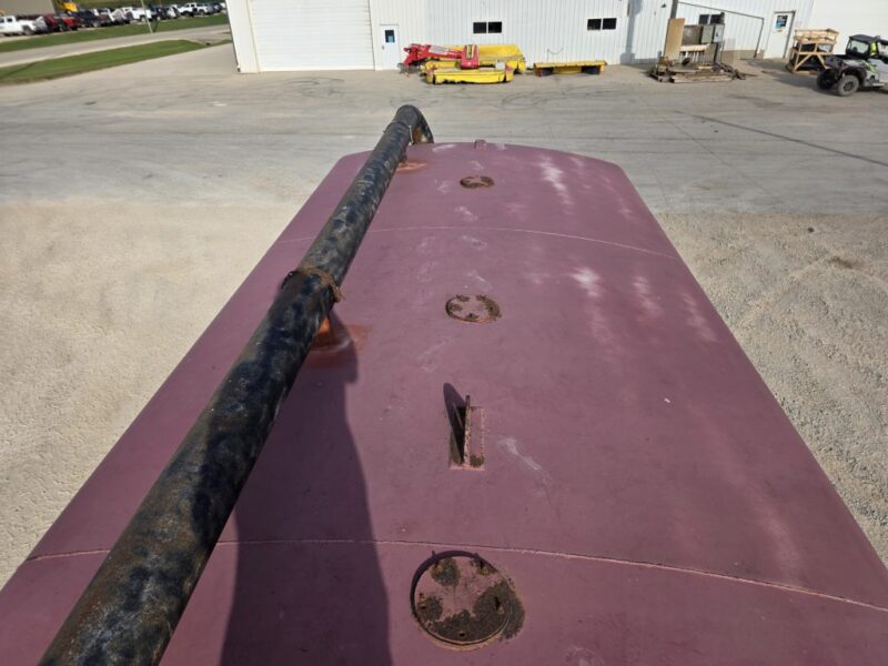 7400 Gallon TriAxle Balzer Tanker