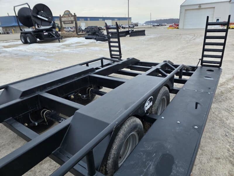 SS EXPRESS Gooseneck Manure Boat Trailer For Wolverine and Crawler Agitation Boats