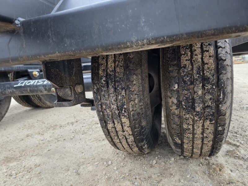 SS EXPRESS Gooseneck Manure Boat Trailer For Wolverine and Crawler Agitation Boats