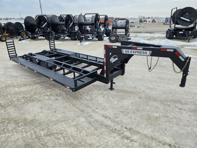 SS EXPRESS Gooseneck Manure Boat Trailer For Wolverine and Crawler Agitation Boats