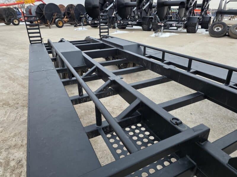 SS EXPRESS Gooseneck Manure Boat Trailer For Wolverine and Crawler Agitation Boats