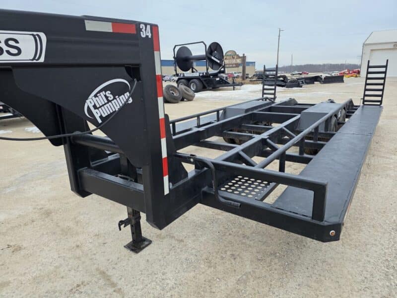 SS EXPRESS Gooseneck Manure Boat Trailer For Wolverine and Crawler Agitation Boats