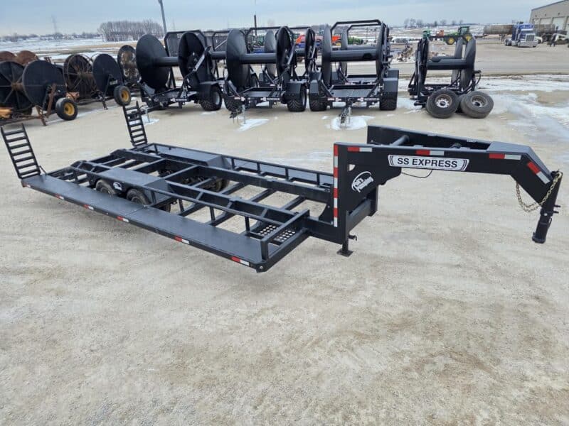SS EXPRESS Gooseneck Manure Boat Trailer For Wolverine and Crawler Agitation Boats