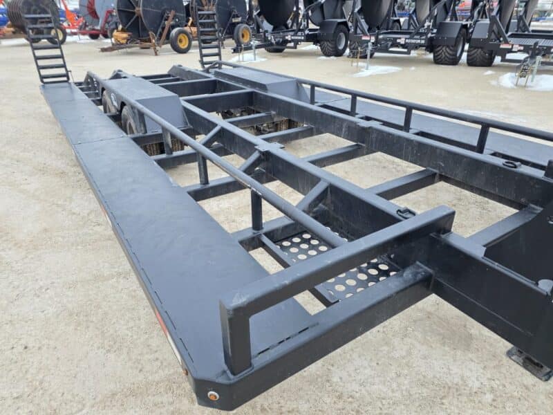 SS EXPRESS Gooseneck Manure Boat Trailer For Wolverine and Crawler Agitation Boats
