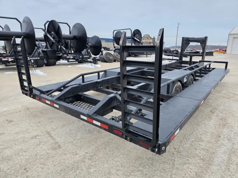 SS EXPRESS Gooseneck Manure Boat Trailer For Wolverine and Crawler Agitation Boats