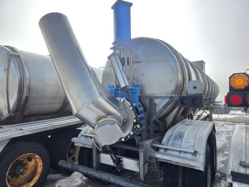 U-4811 1989 Sunshine 7000 Gallon Stainless Steel Semi Tanker