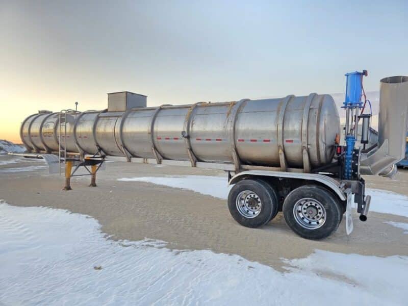 U-4811 1989 Sunshine 7000 Gallon Stainless Steel Semi Tanker