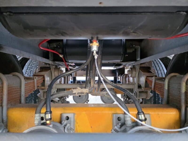 U-4811 1989 Sunshine 7000 Gallon Stainless Steel Semi Tanker