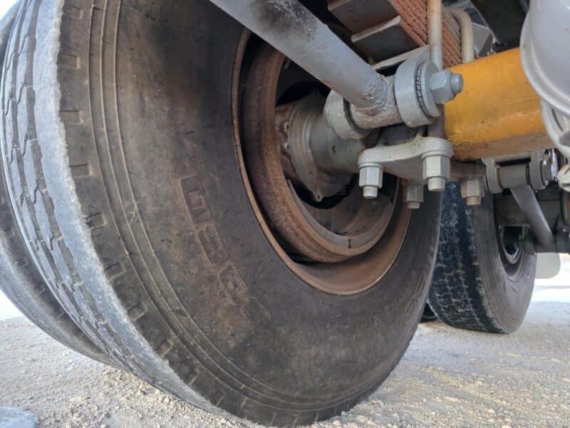 U-4811 1989 Sunshine 7000 Gallon Stainless Steel Semi Tanker