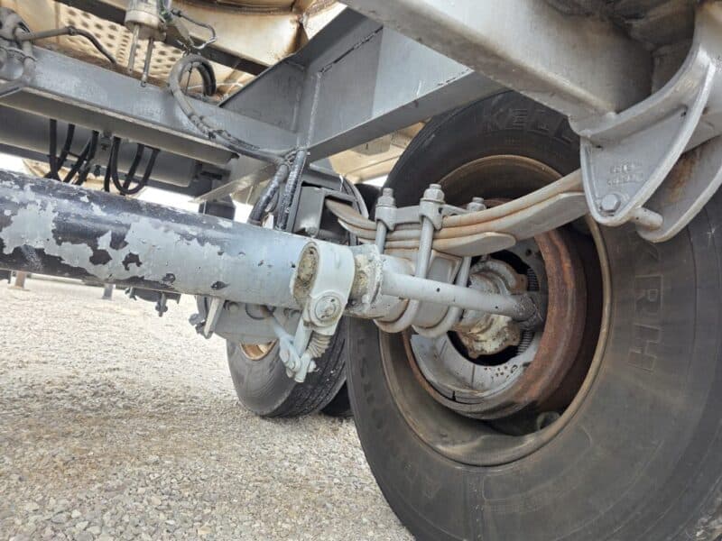 U-4812 1994 Krohnert 6000 Gallon Stainless Steel Semi Tanker