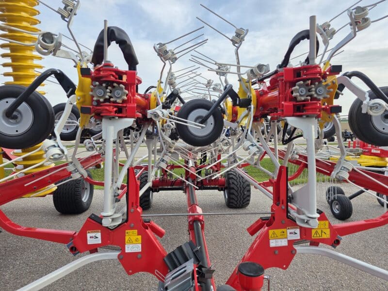New 56′ Pottinger HIT HT 17160 Tedder