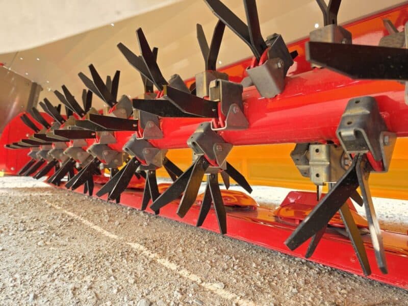 Pottinger Novacat V10000 ED Triple Mower with 351 Alpha Motion Front Mower