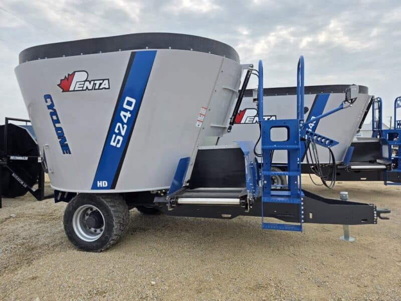 5240 Penta Mixer w. Hurricane Auger