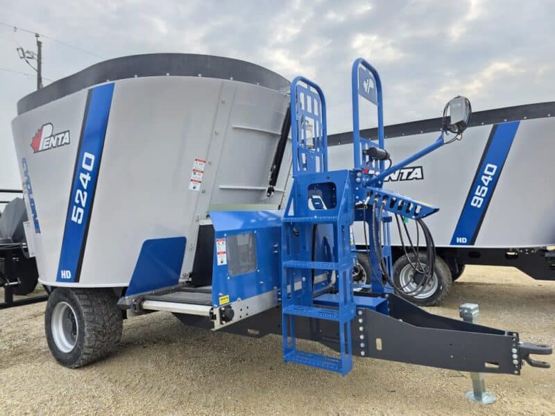 5240 Penta Mixer w. Hurricane Auger