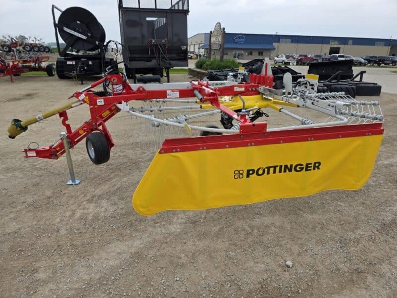 Pottinger Top 462A 15′ Rake