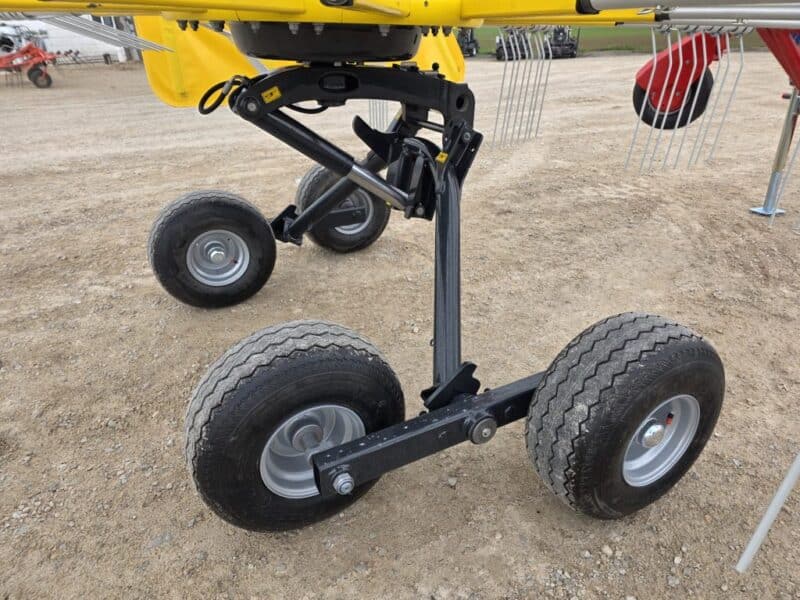 Pottinger Top 462A 15′ Rake