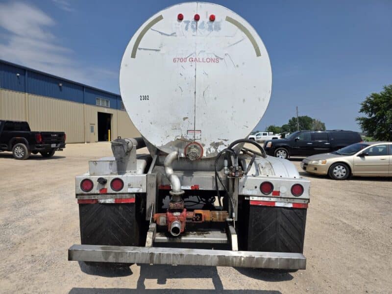 U-4826 1997 Beall 6700 Gallon Stainless Steel Semi Tanker