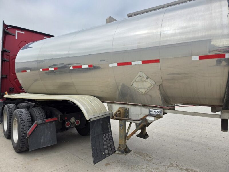 U-4824 1998 Polar 7000 Gallon Stainless Steel Semi Tanker