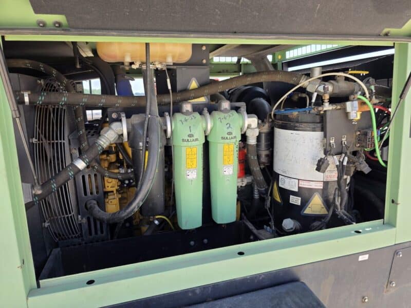 AC-92 375 CFM 2015 Sullair John Deere Engine Air Compressor