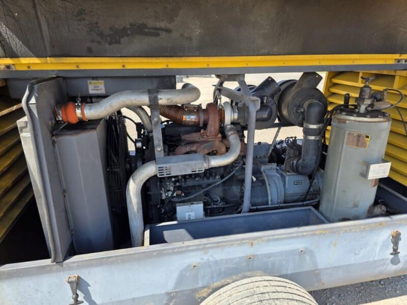 AC-95 375 CFM 2011 Atlas John Deere Engine Air Compressor