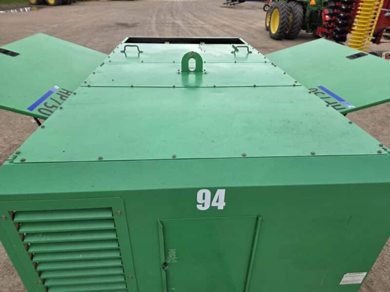AC-94 750 CFM 2015 Doosan Cummins Engine Air Compressor