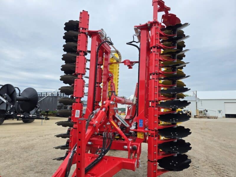 New 6001T 20′ Pull Type Pottinger Terra Disc with Pack Ring roller