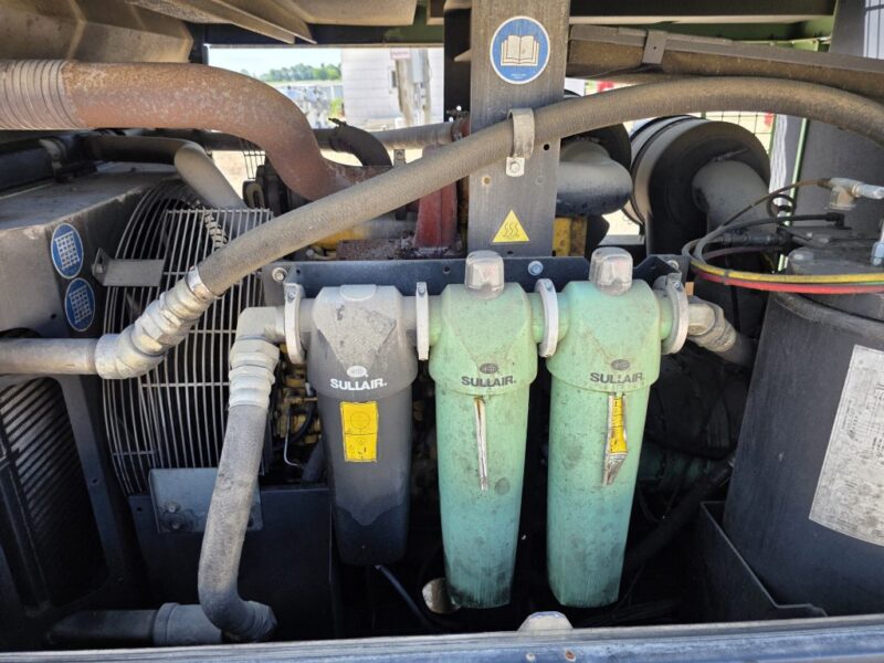 AC-93 375 CFM 2018 Sullair John Deere Engine Air Compressor