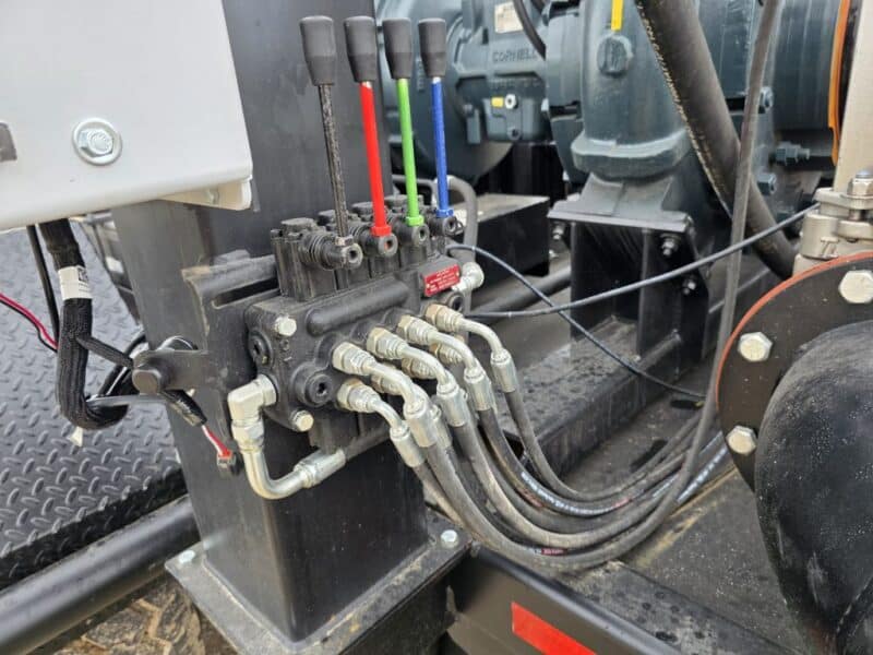 Phil’s 13.6L John Deere Power Unit 6819MPC Sand Cornell w. UTV Ramps