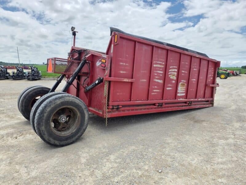 4000 Gallon Phil’s Pumping Manure Transfer Dumpster