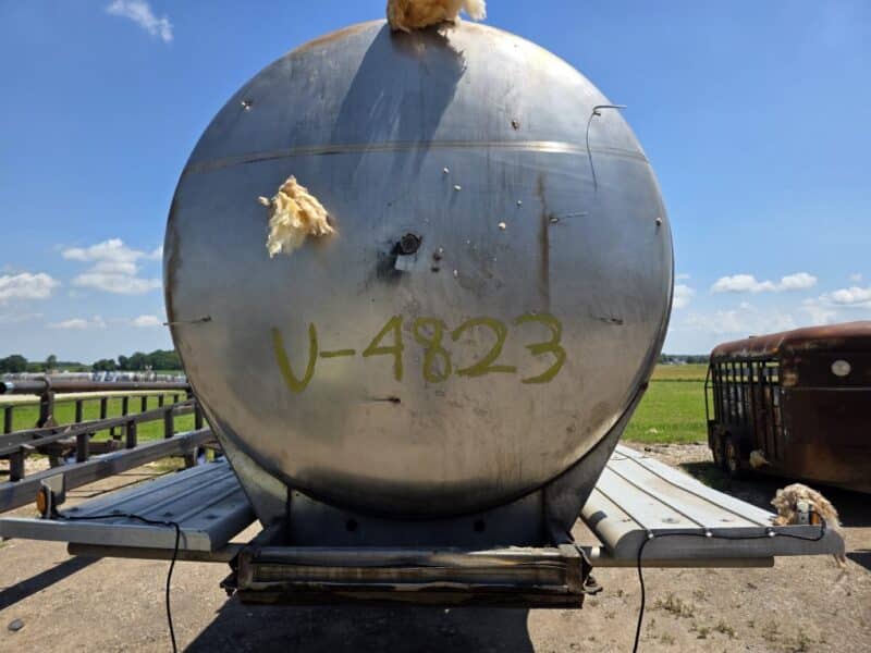 U-4823 1998 Nova 7000 Gallon Stainless Steel Semi Tanker
