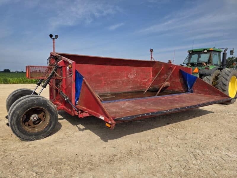 4000 Gallon Phil’s Pumping Manure Transfer Dumpster