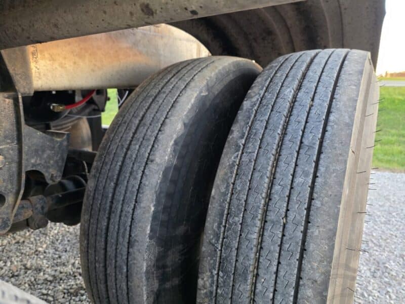 U-4826 1997 Beall 6700 Gallon Stainless Steel Semi Tanker